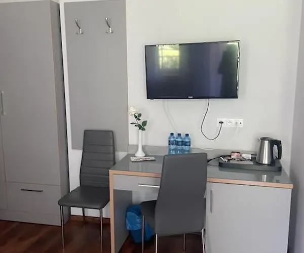 Bianca Проживание в семье